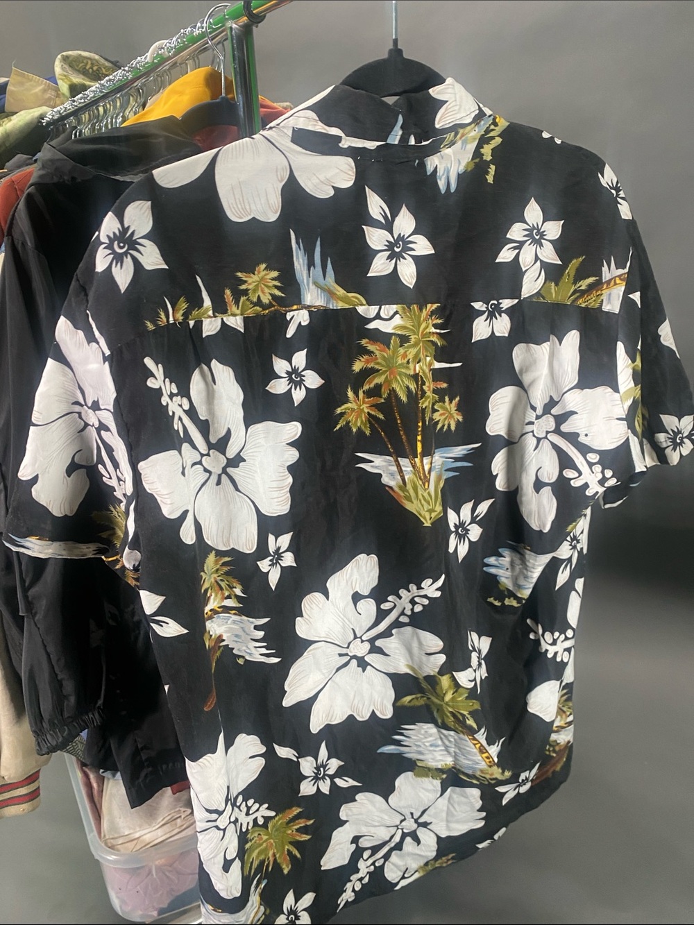 Floral button down - Picture 3 of 3